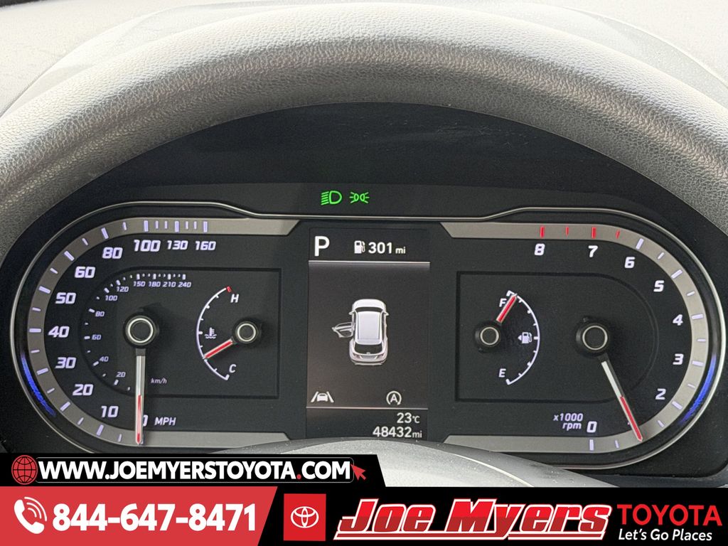 Used 2024 Black Pearl Hyundai SEL image 16