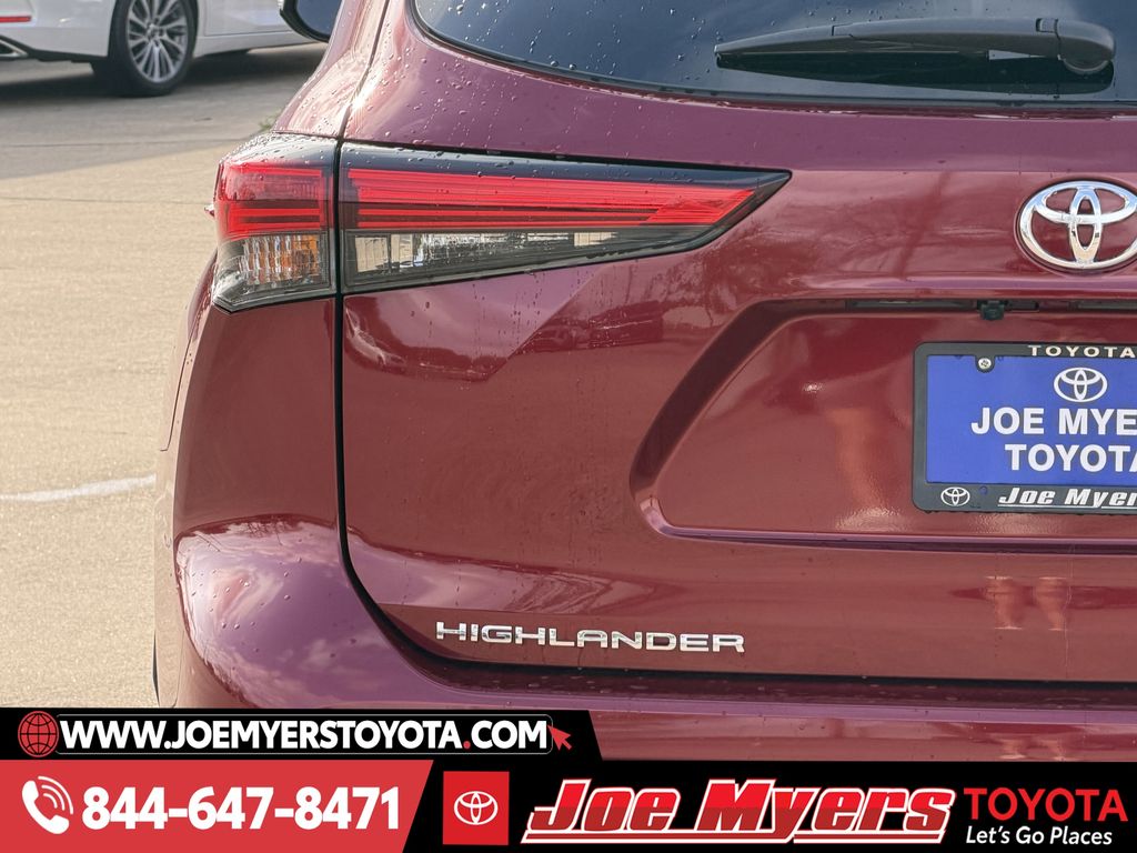 Used 2023 Ruby Flare Pearl Toyota XSE image 10