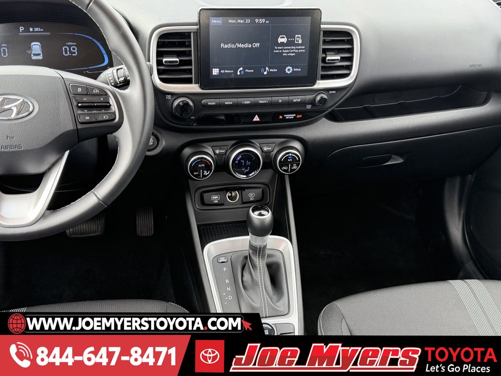 Used 2025 Ultimate Red Hyundai SEL image 16