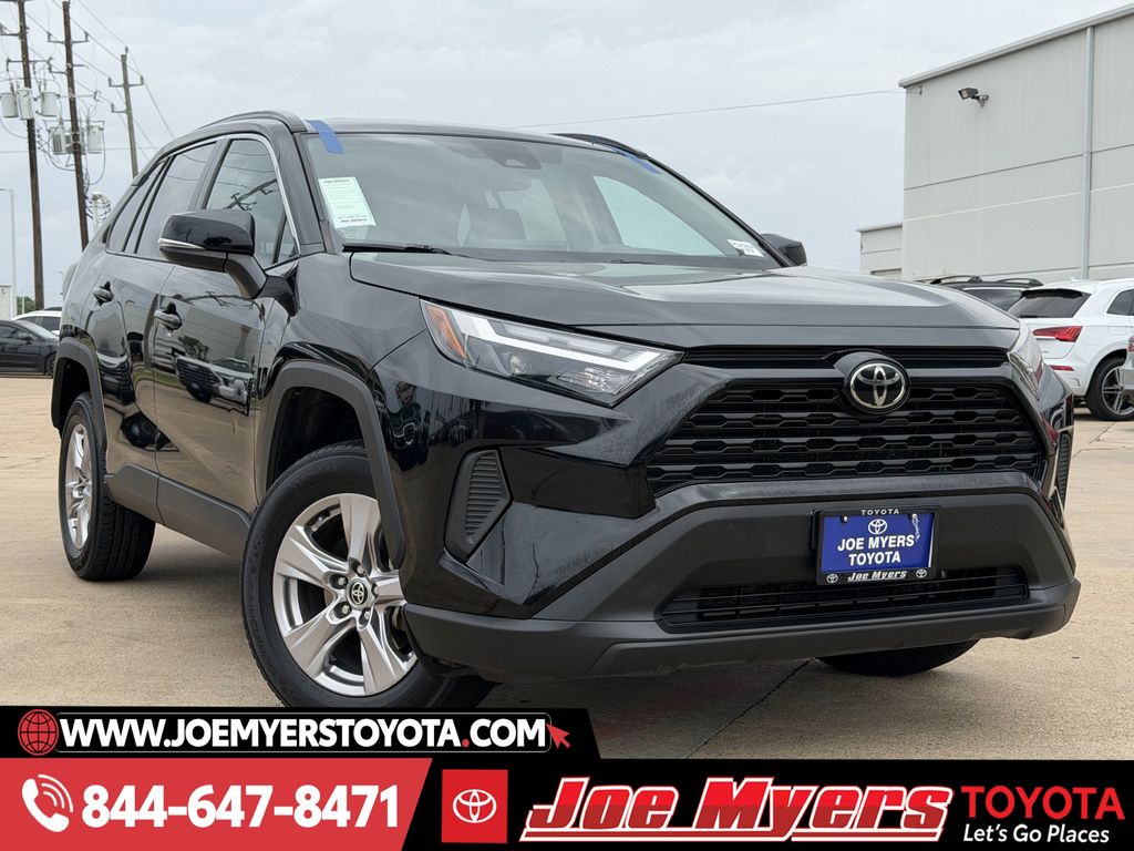 Used 2022 Midnight Black Metallic Toyota XLE image 2
