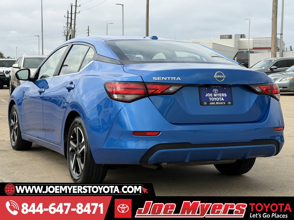 Used 2025 Electric Blue Metallic Nissan SV image 7