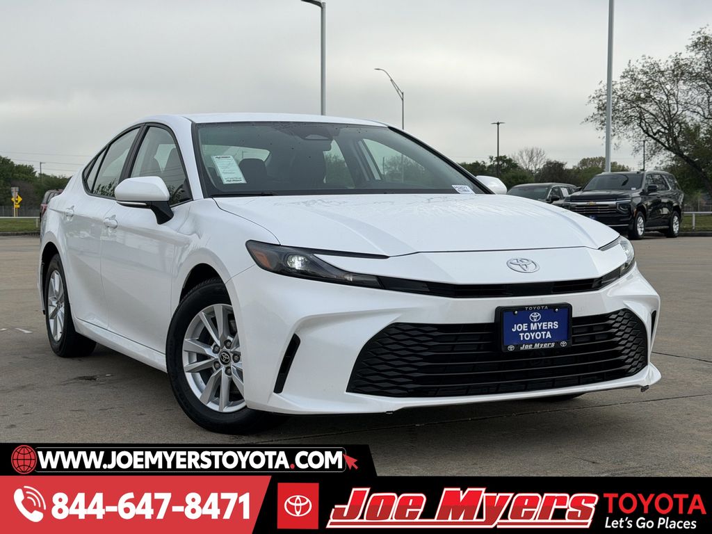 Used 2025 Ice Cap Toyota LE image 2