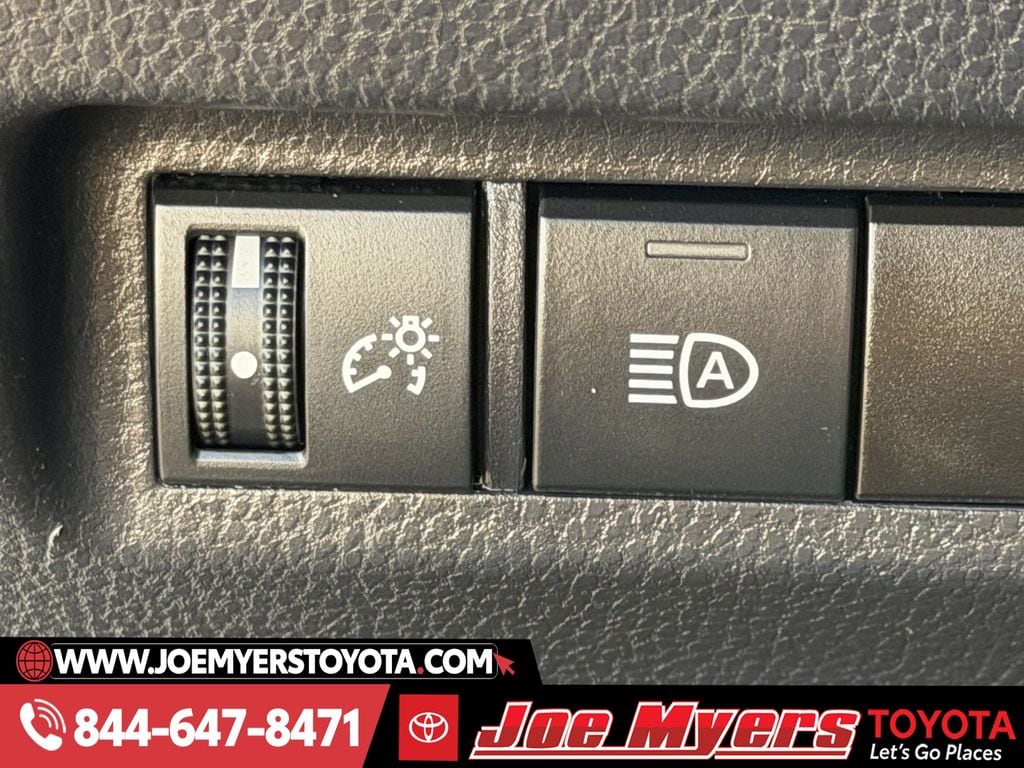 Used 2023 Silver Sky Metallic Toyota XLE image 25