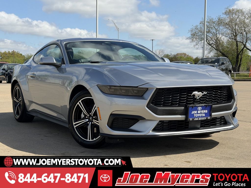 Used 2025 Silver Metallic Ford Ecoboost Premium image 2