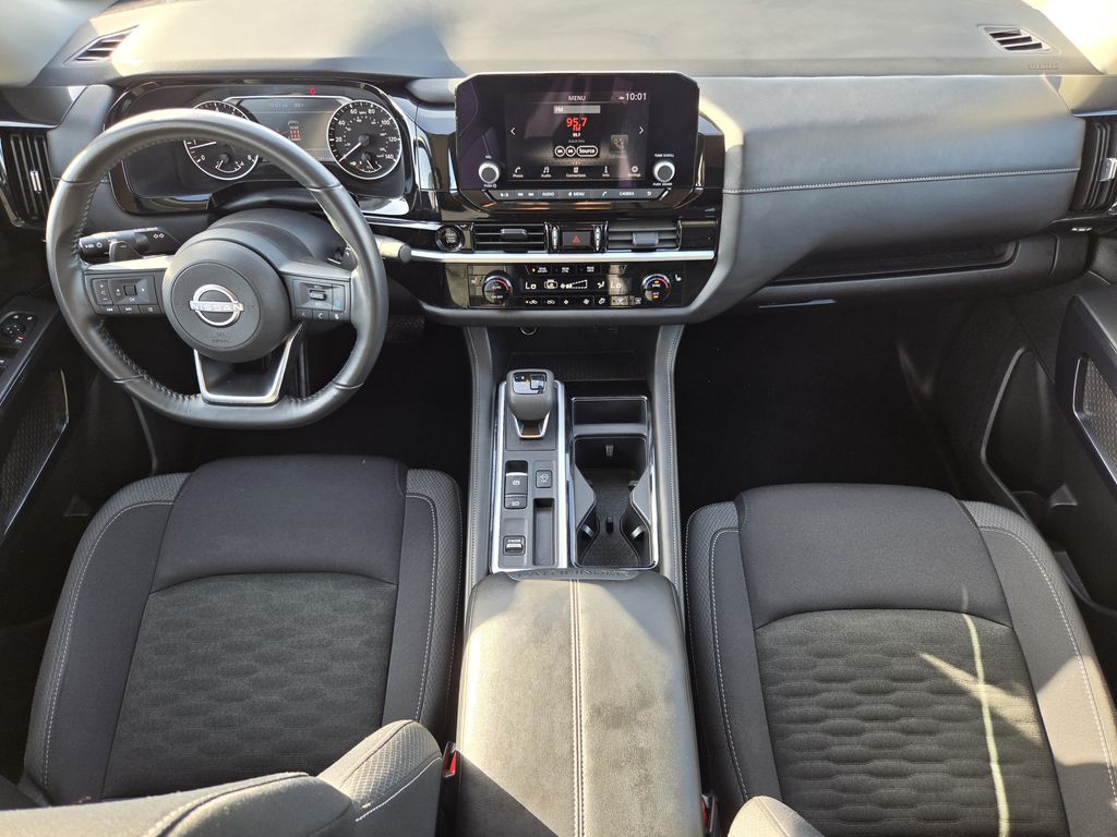 Used 2025 Glacier White Nissan SV image 12