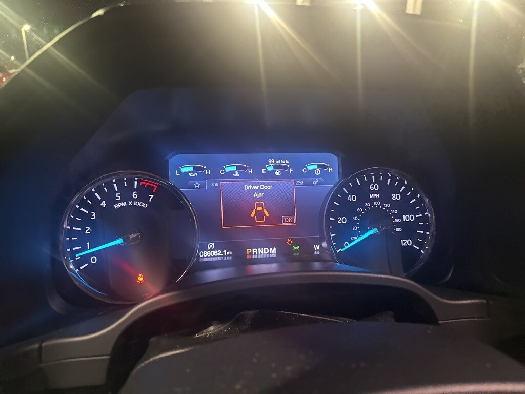 2019 Ford Expedition Platinum photo 3