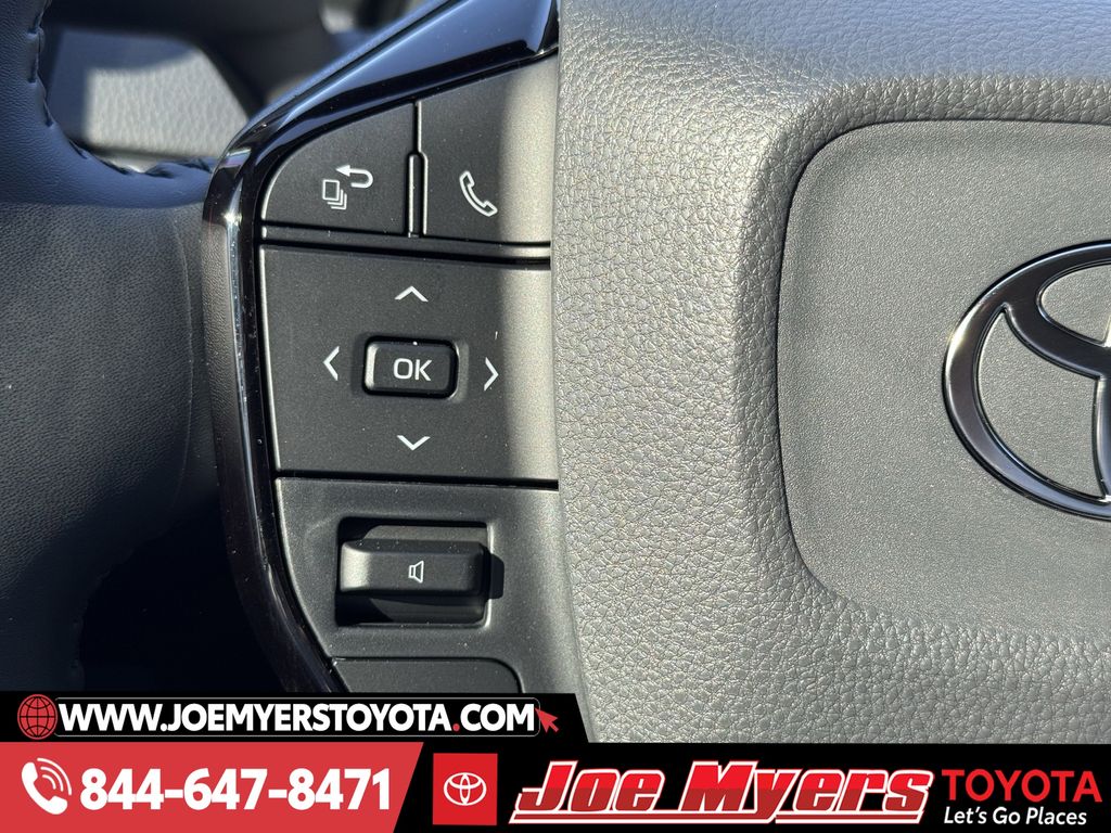 New 2026 Cutting Edge Toyota XLE image 12