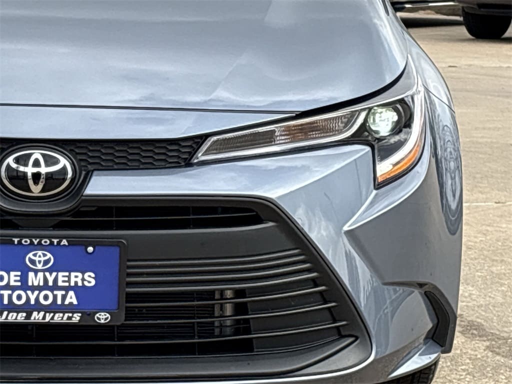 Used 2025 Toyota Corolla LE Sedan