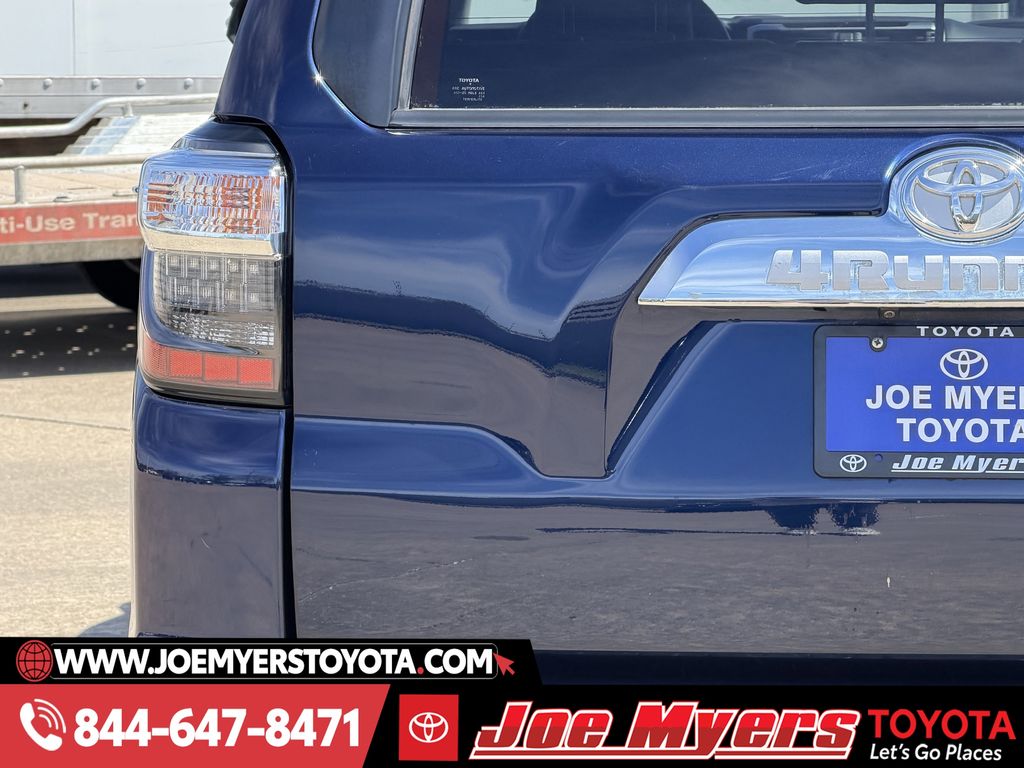 Used 2019 Nautical Blue Metallic Toyota Limited image 10