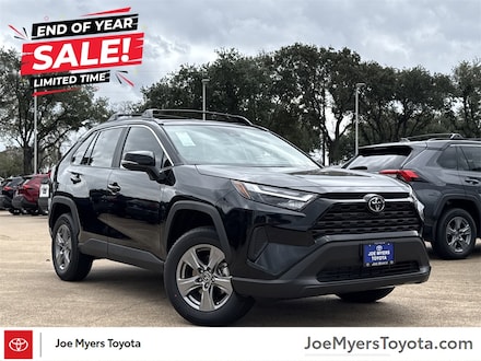 2025 Toyota RAV4 XLE SUV