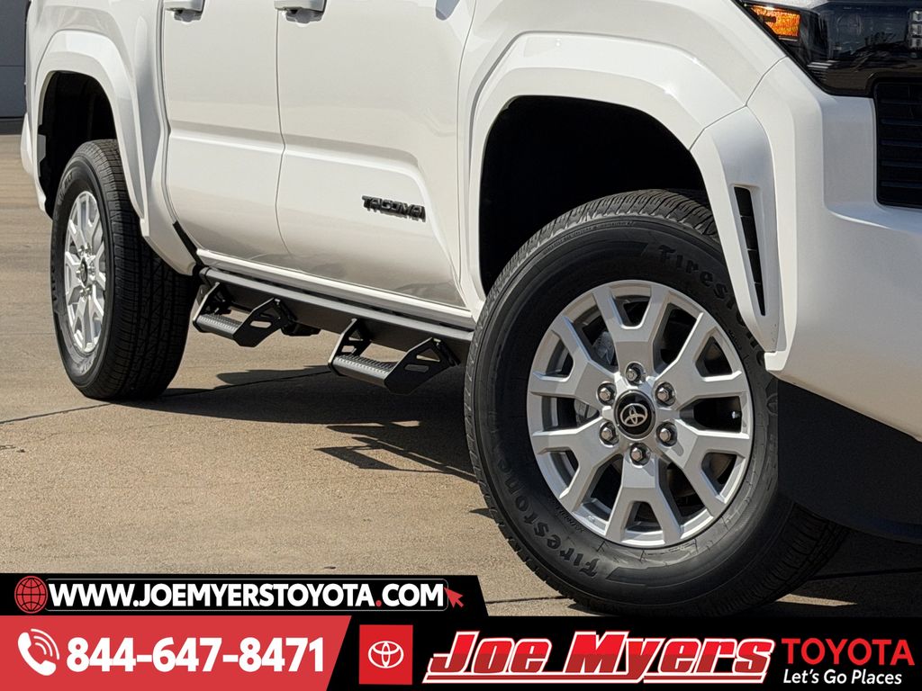 New 2026 Ice Cap Toyota SR5 image 11