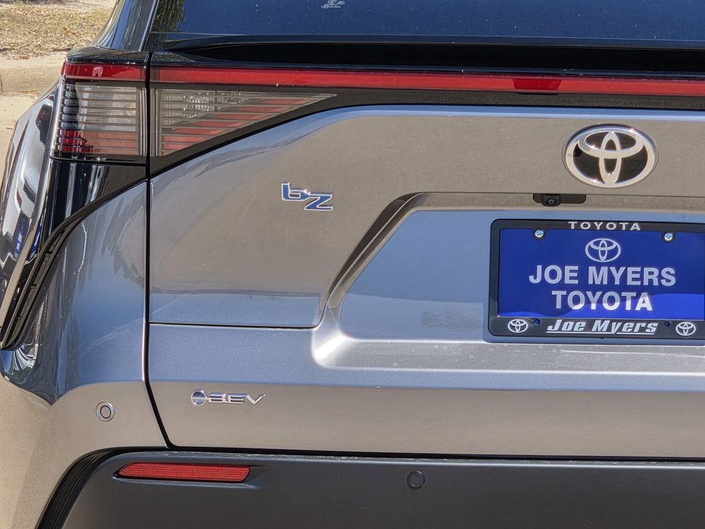 New 2026 Heavy Metallic Toyota XLE Plus image 10