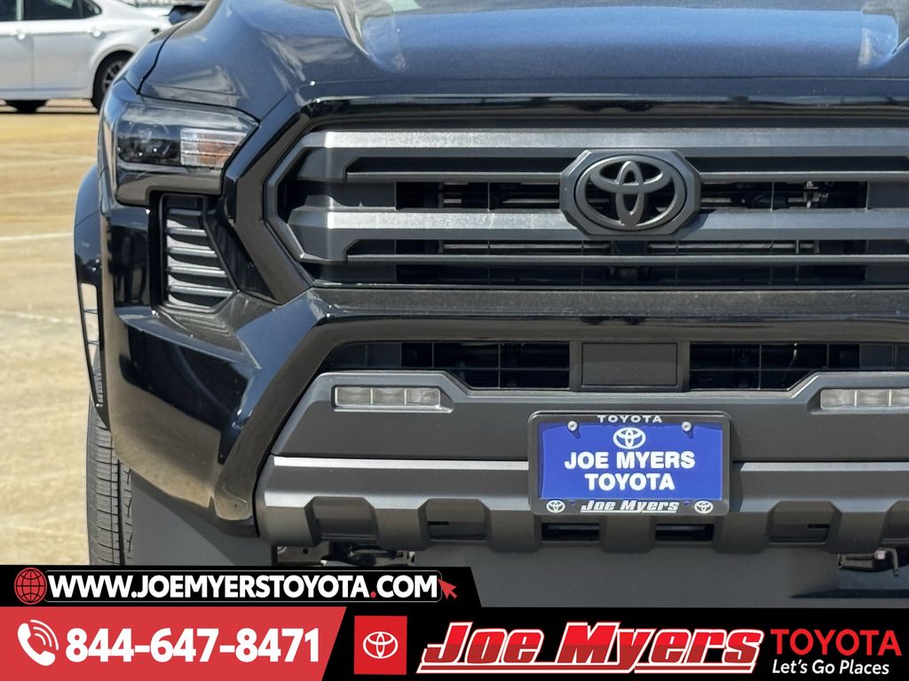New 2026 Black Toyota SR5 image 5