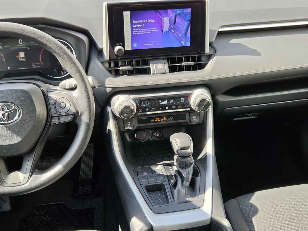 Used 2025 Ice Toyota XLE image 17