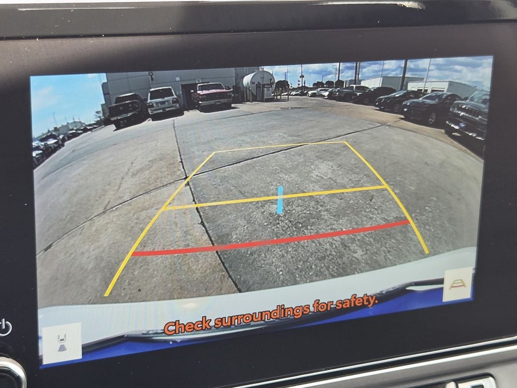 Used 2026 Ice Toyota LE image 19