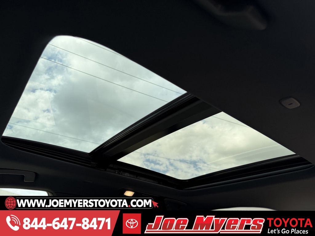 Used 2026 Deep Emerald Black Obsidian INFINITI Autograph image 30