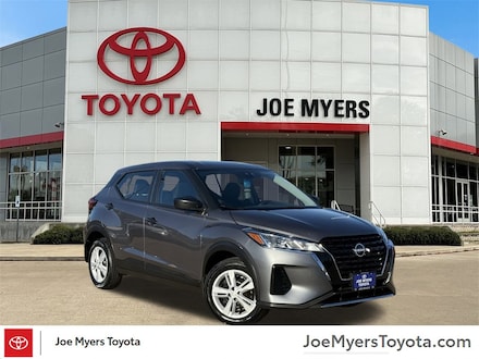 2024 Nissan Kicks S SUV