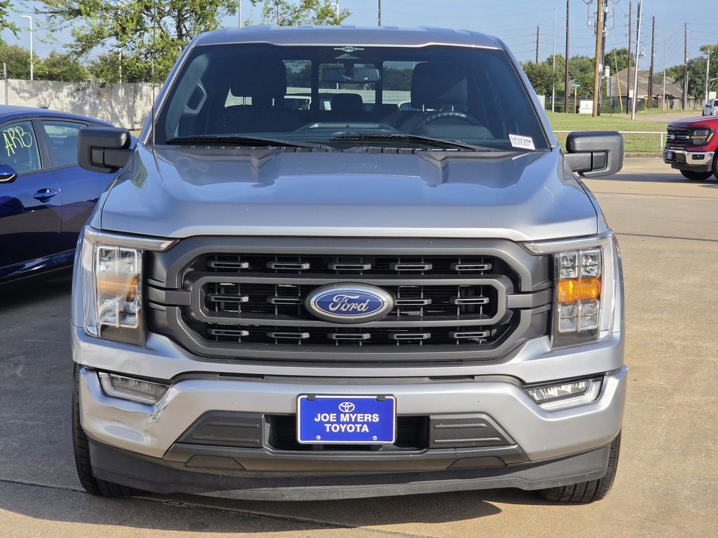 Used 2023 Iconic Silver Metallic Ford XLT image 3