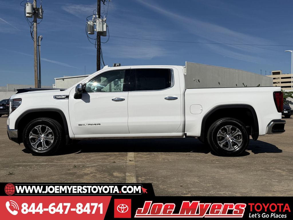 Used 2025 Summit White GMC SLT image 6