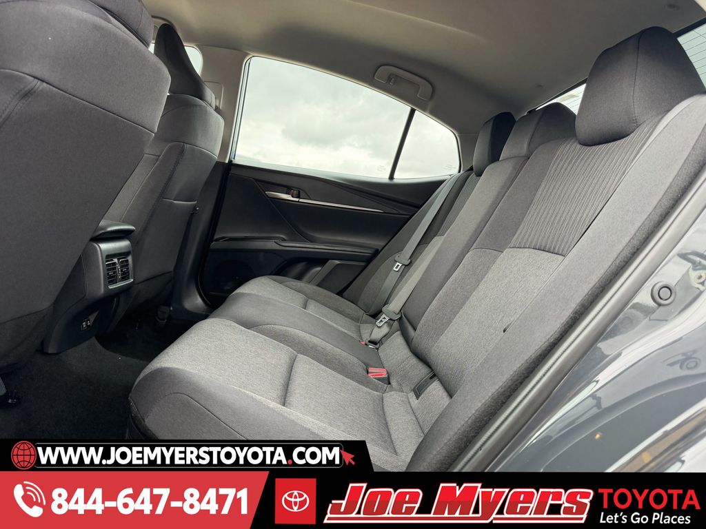 Used 2025 Underground Toyota LE image 28