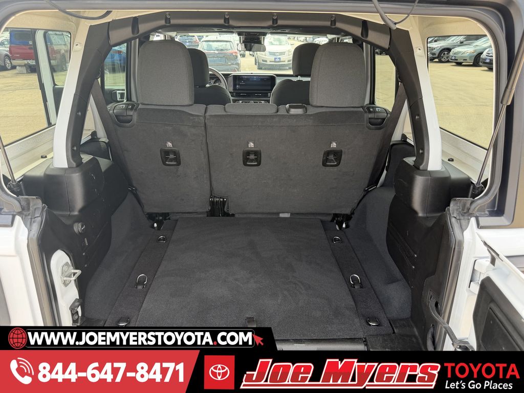 Used 2024 Bright White Clearcoat Jeep Sport S image 28