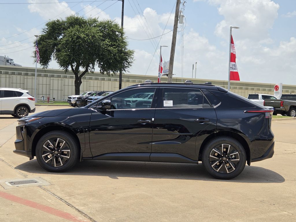 New 2026 Midnight Black Toyota XLE Plus image 6