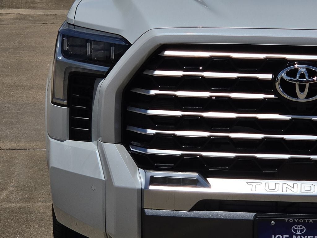 New 2026 White Chill Pearl Toyota Capstone image 5