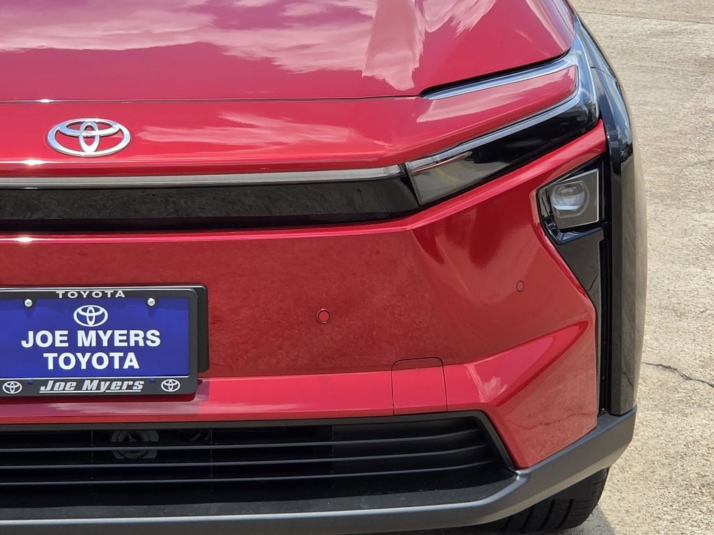New 2026 Supersonic Red Toyota XLE image 4
