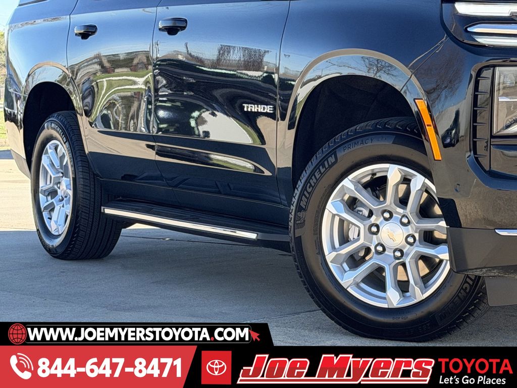 Used 2025 Black Chevrolet LT image 12