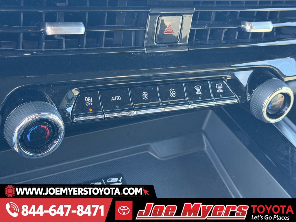 Used 2025 Black Chevrolet LT image 20