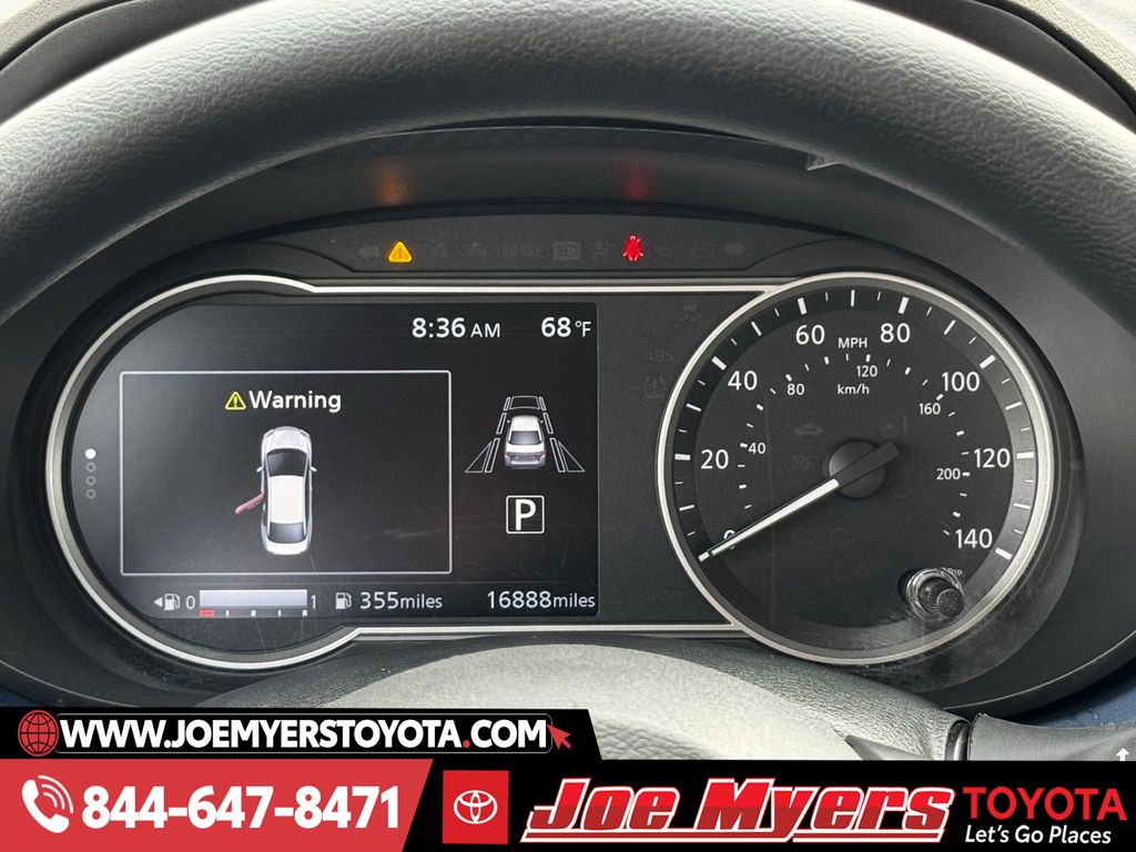 Used 2025 Brilliant Silver Metallic Nissan 1.6 SV image 15