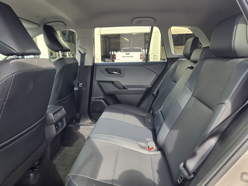 Used 2026 Meteor Toyota XLE Premium image 29