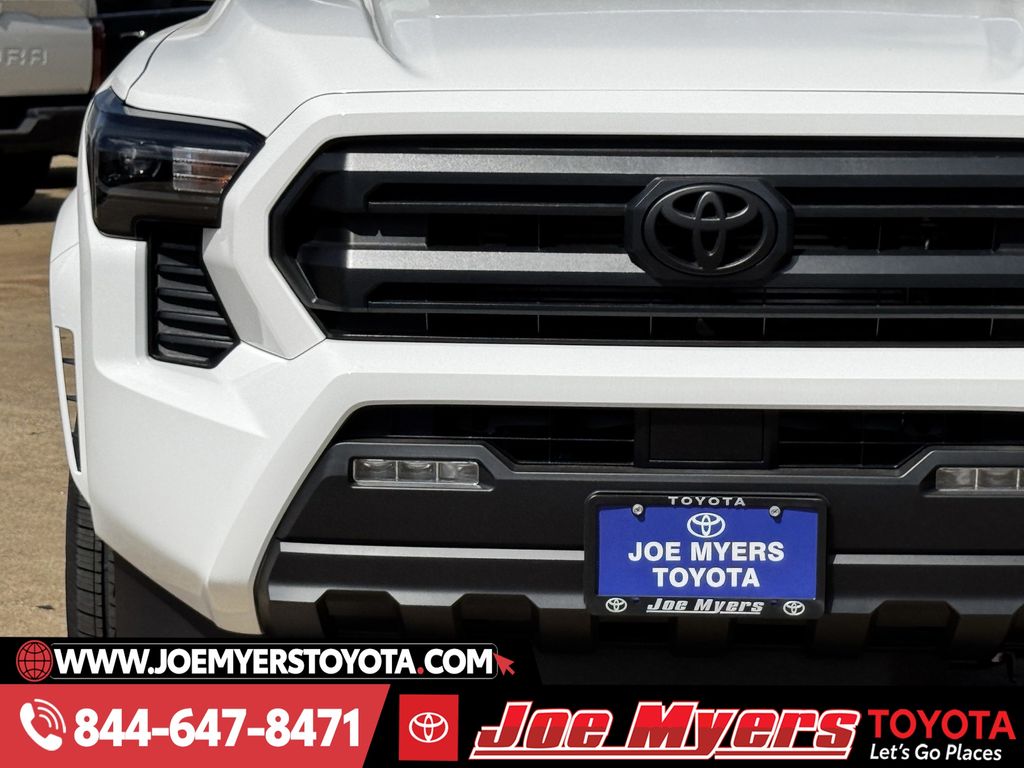 New 2026 Ice Cap Toyota SR5 image 5