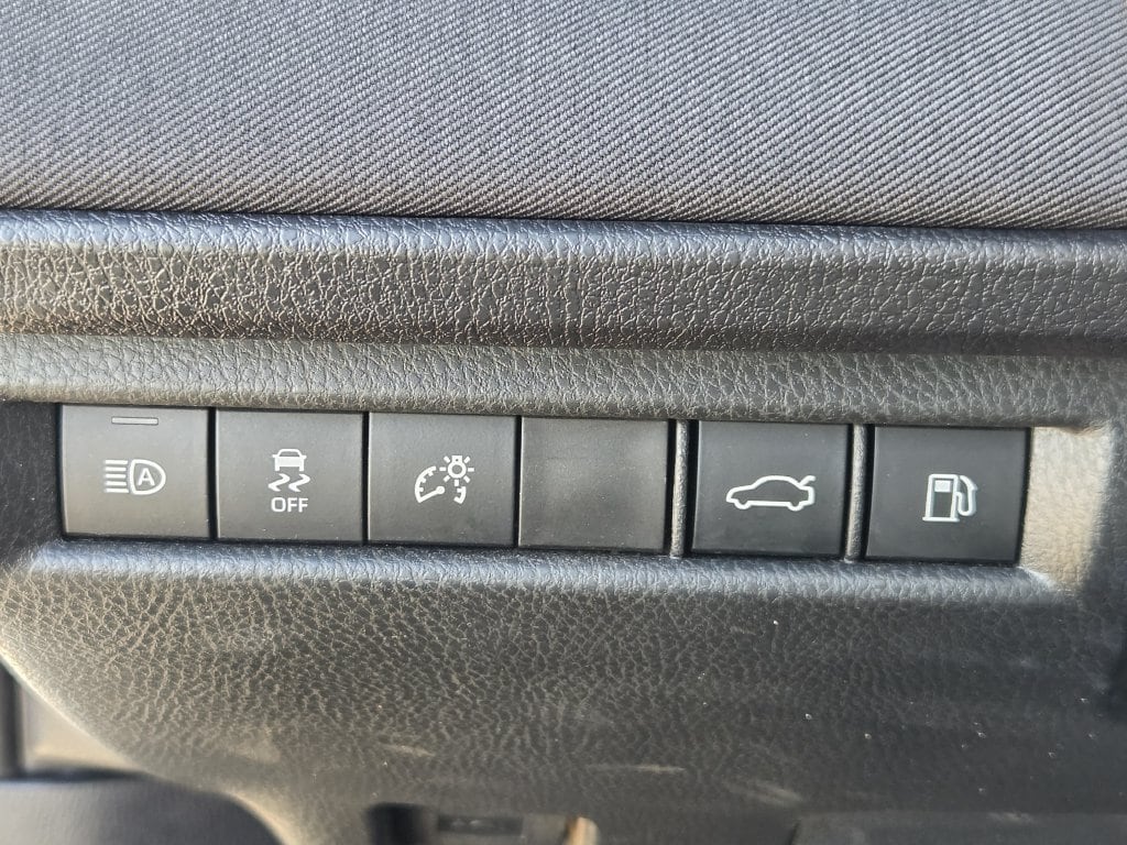 Used 2026 Ice Toyota LE image 25