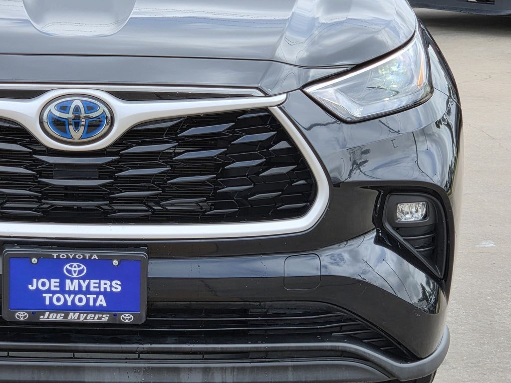 Used 2024 Toyota Highlander Hybrid XLE SUV