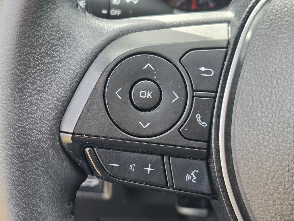 Used 2020 Blueprint Toyota XLE Premium image 24