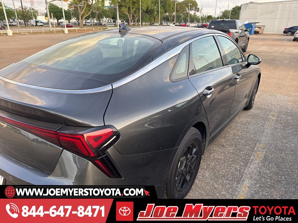 Used 2025 Interstellar Gray Kia LXS image 5