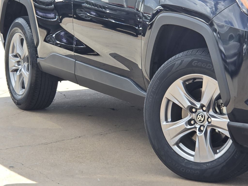 Used 2025 Midnight Black Metallic Toyota XLE image 12