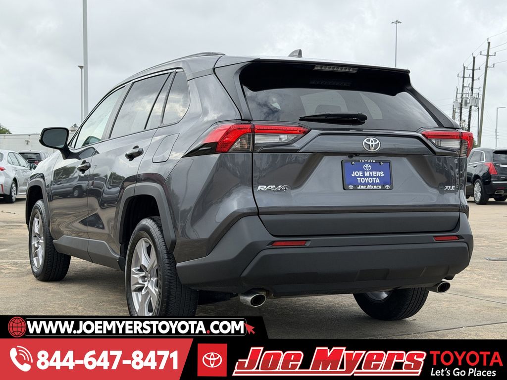 Used 2025 Magnetic Gray Metallic Toyota XLE image 7