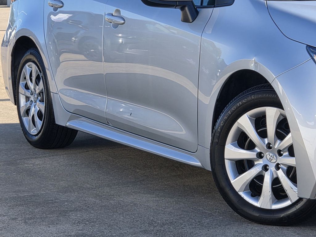 Used 2025 Classic Silver Metallic Toyota LE image 12