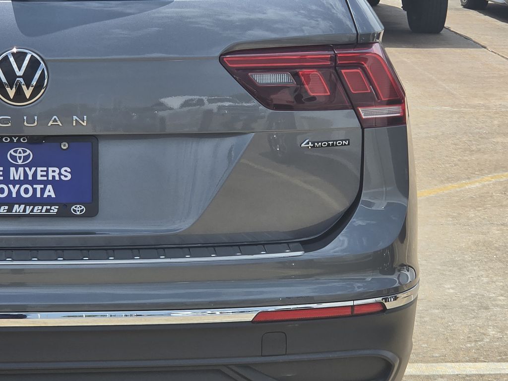 Used 2024 Platinum Gray Metallic Volkswagen 2.0T Wolfsburg Edition image 9