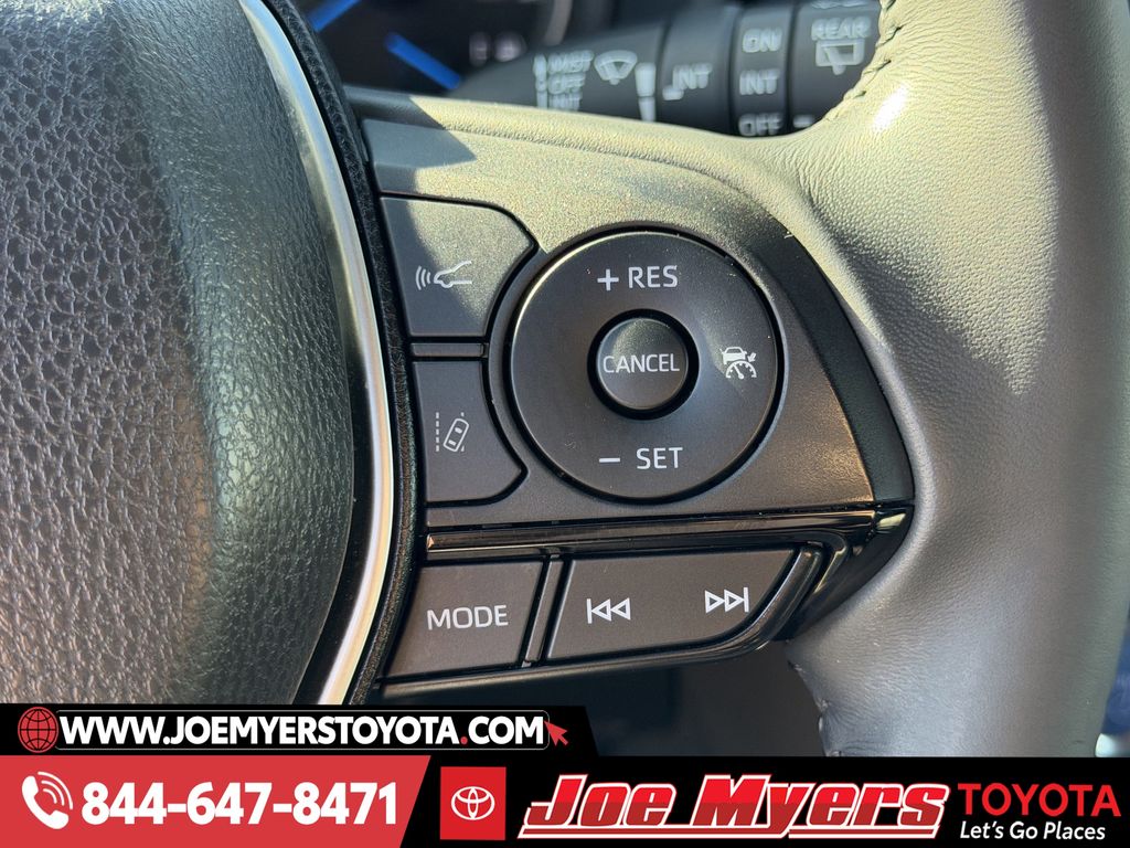 Used 2022 Ruby Flare Pearl Toyota XLE image 23