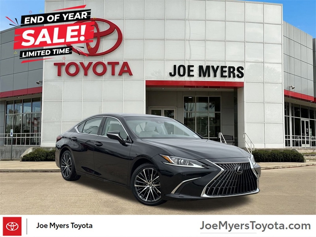 2022 Lexus ES 350's photo