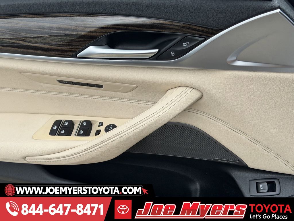 Used 2023 Black Sapphire Metallic BMW 530i image 25