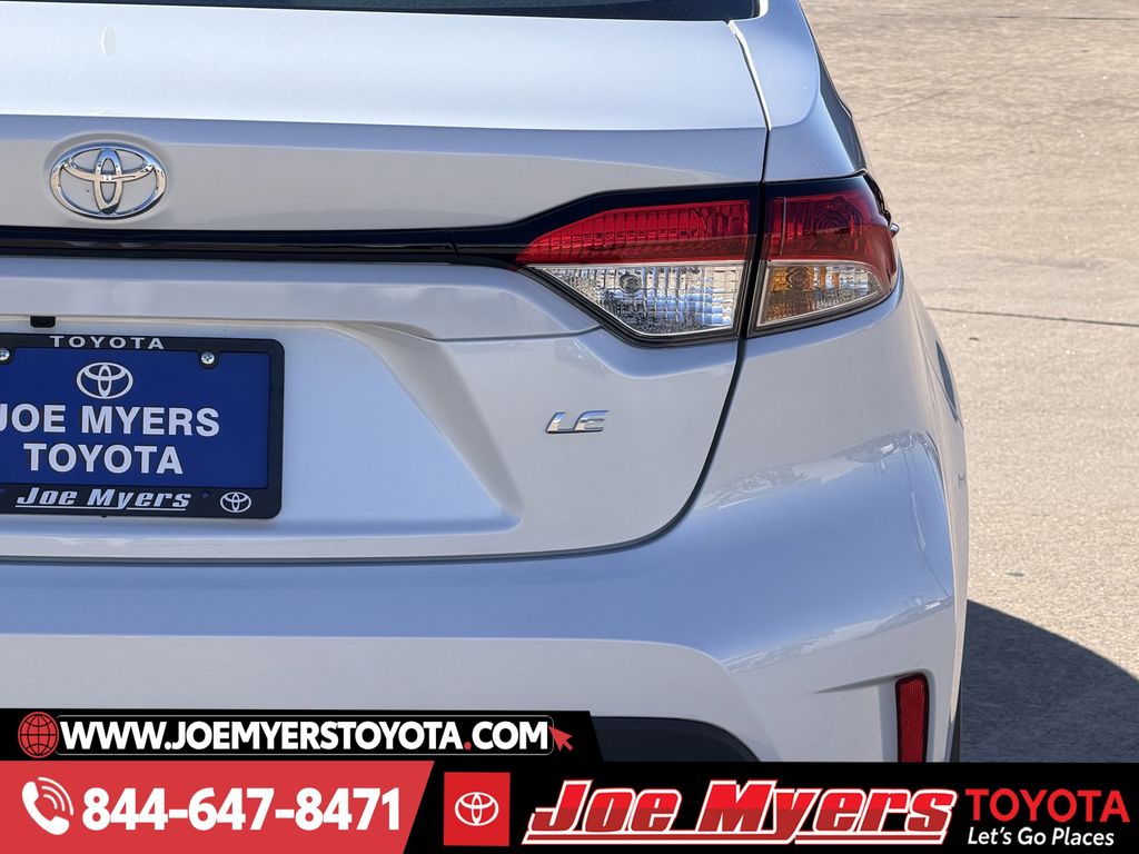 Certified Used 2026 Wind Chill Pearl Toyota LE image 9