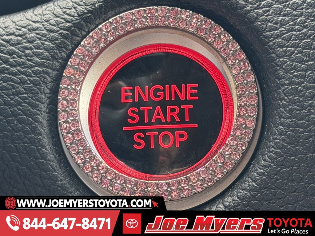 Used 2022 Sonic Gray Pearl Honda EX image 22