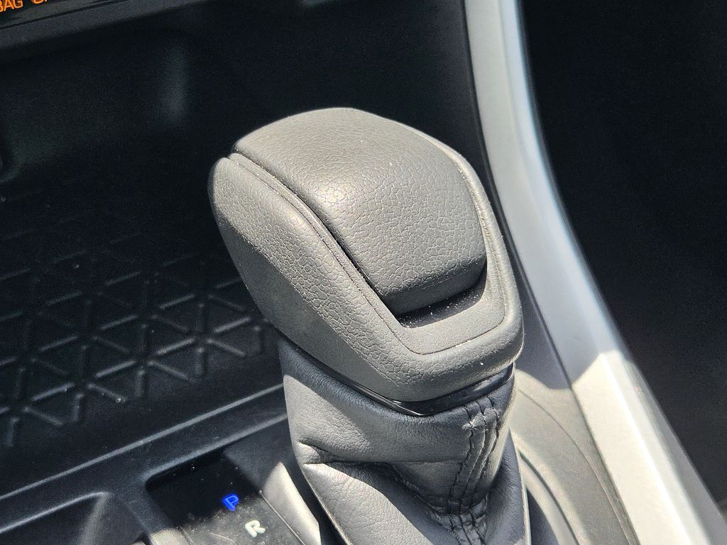 Used 2025 Midnight Black Metallic Toyota XLE image 21