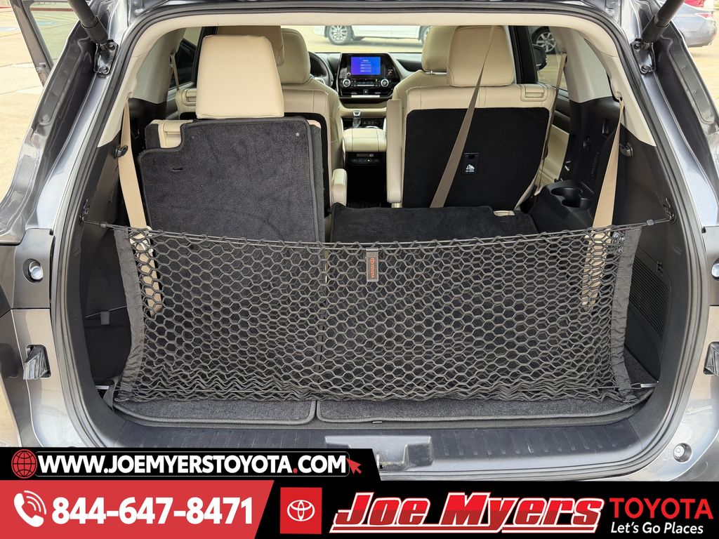 Used 2024 Magnetic Gray Metallic Toyota XLE image 31