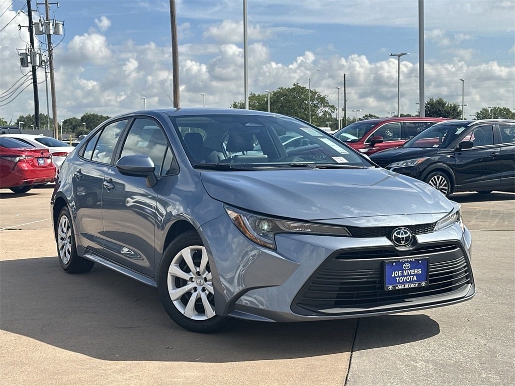 Used 2023 Toyota Corolla LE with VIN 5YFB4MDE5PP037166 for sale in Houston, TX