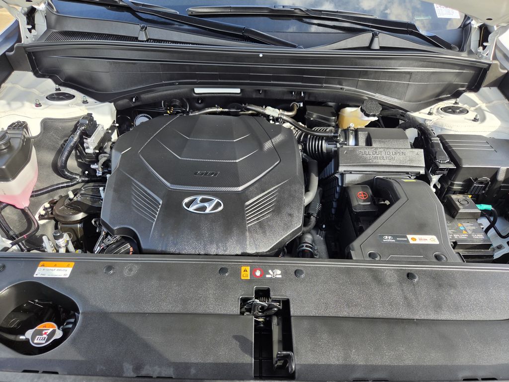 Used 2023 Hyper White Hyundai Limited image 31